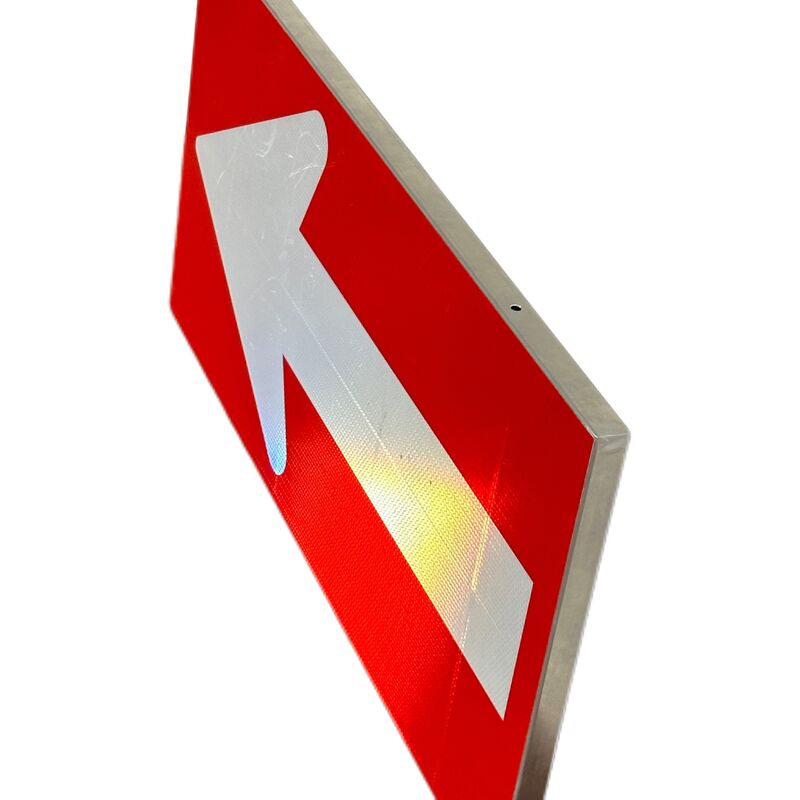 L400*W280*H2.0mm 3M প্রতিফলিত ফিল্ম তীর বোর্ড ট্রাফিক সাইন সড়ক নিরাপত্তা জন্য কাস্টমাইজযোগ্য